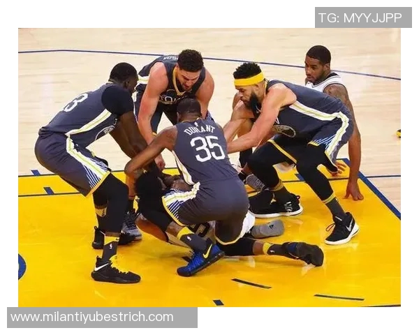 文班将在不敌勇士后2至3周内重新评估伤情恢复情况