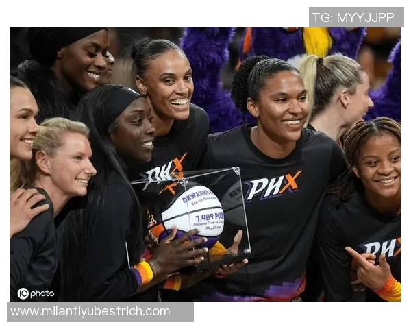 艾莉莎托马斯季后赛助攻数突破391次成为WNBA历史助攻王 艾莉莎托马斯季后赛助攻数突破391次成为WNBA历史助攻王