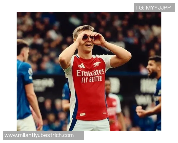 罗马诺爆料新月即将以200万欧签下前阿森纳后卫马里